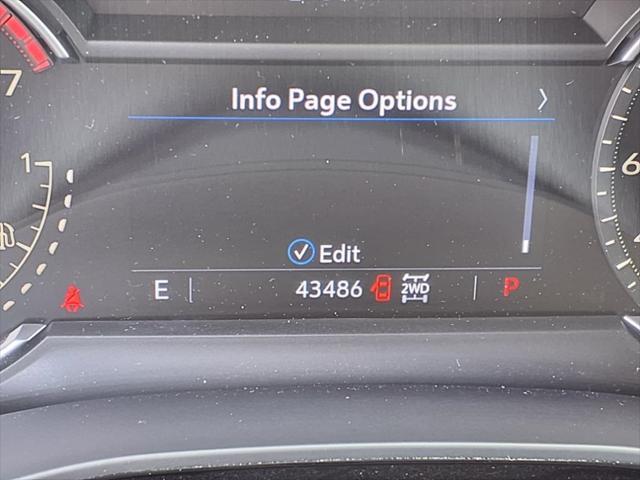 used 2023 Cadillac XT5 car, priced at $31,990