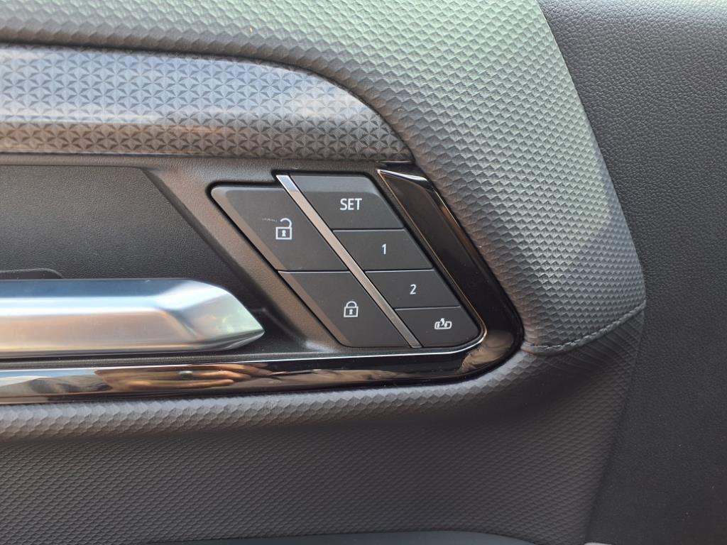 used 2023 Chevrolet Silverado 1500 car, priced at $58,495