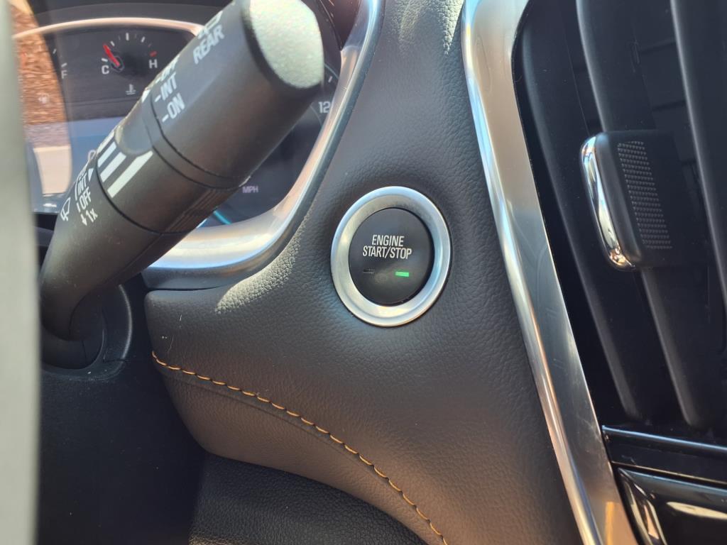 used 2021 Chevrolet Traverse car, priced at $24,995