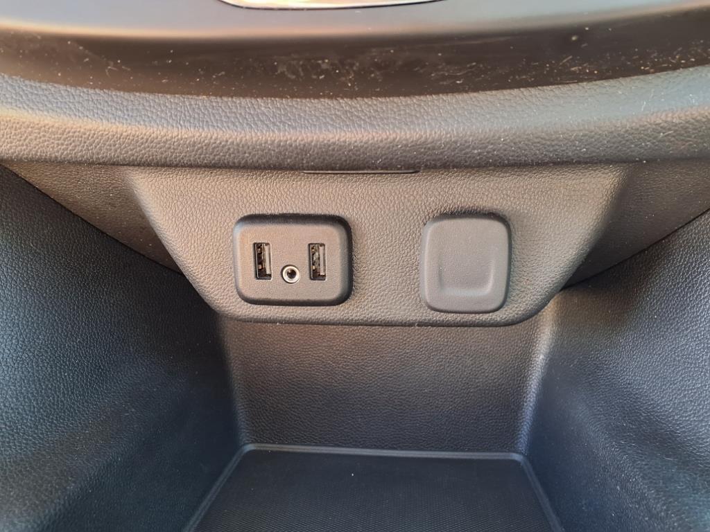 used 2021 Chevrolet Traverse car, priced at $24,995