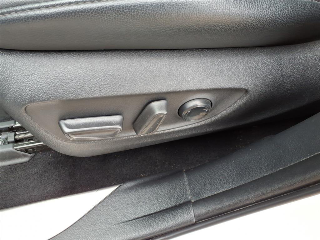 used 2022 Toyota Highlander car, priced at $40,971