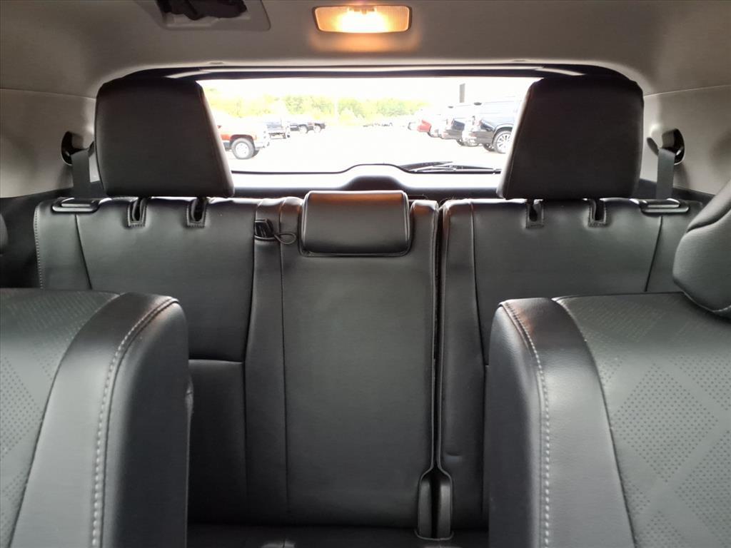 used 2022 Toyota Highlander car, priced at $40,971