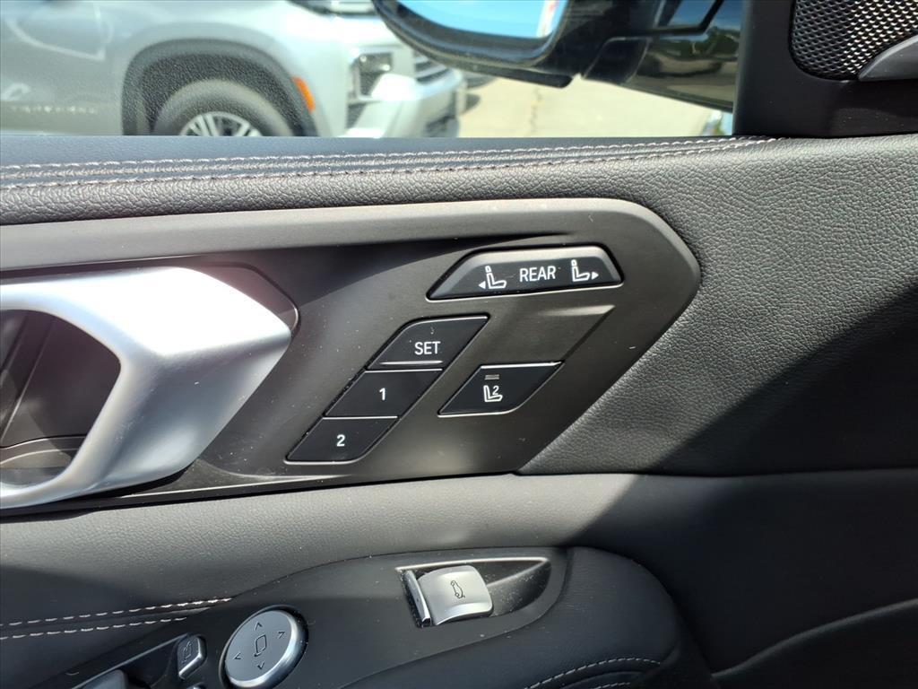 used 2022 BMW X7 car, priced at $51,678