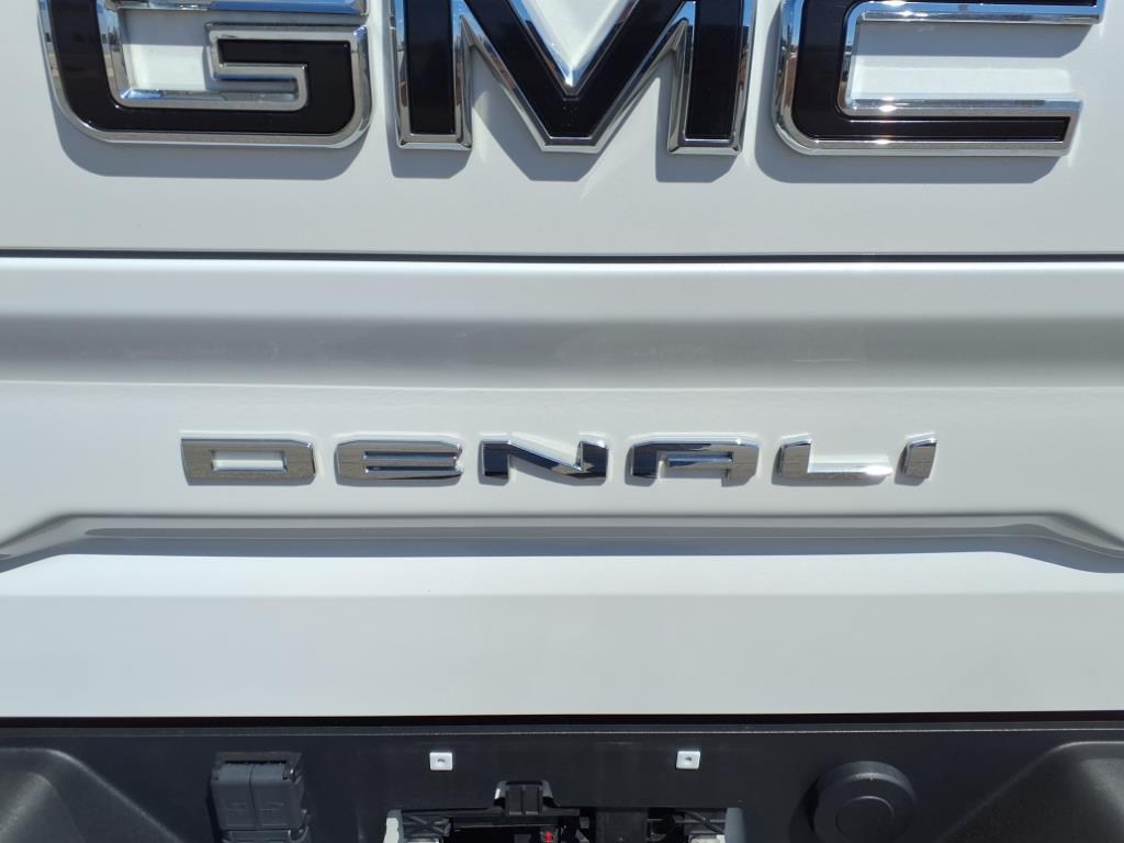 used 2021 GMC Sierra 1500 car, priced at $52,533