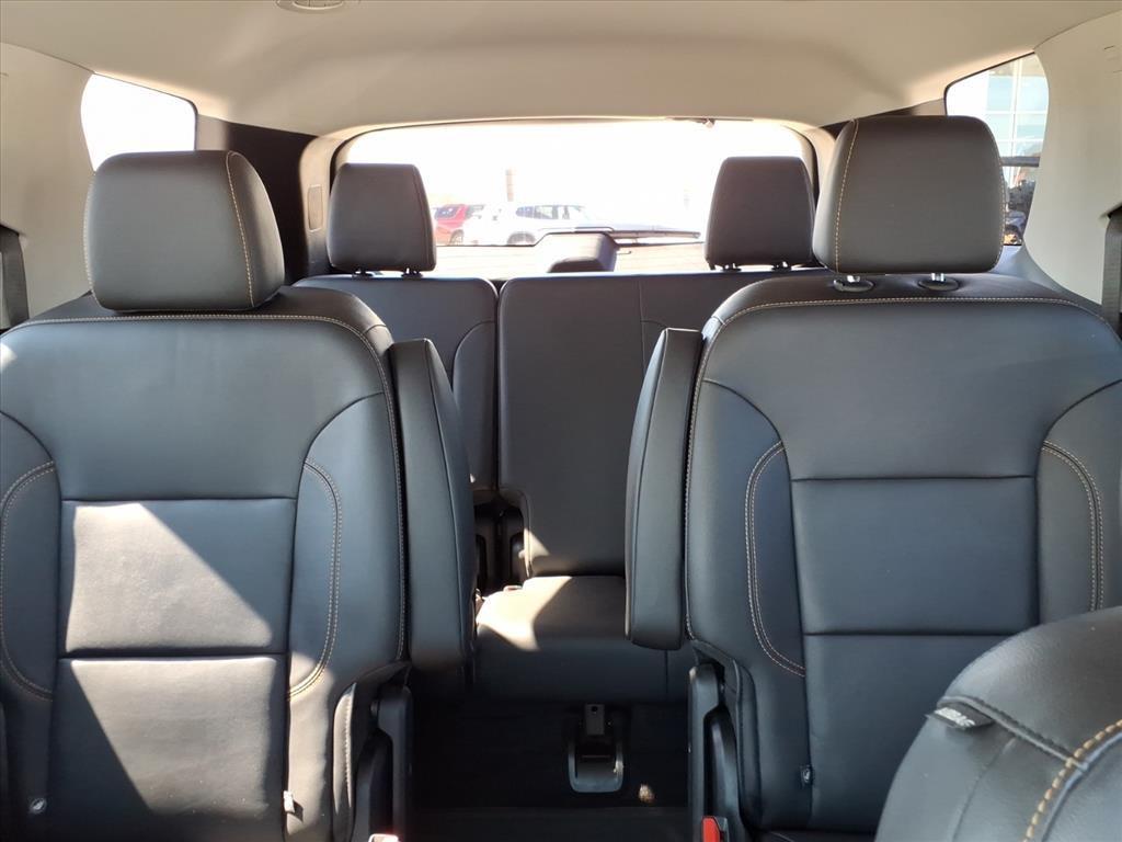 used 2021 Chevrolet Traverse car, priced at $26,595