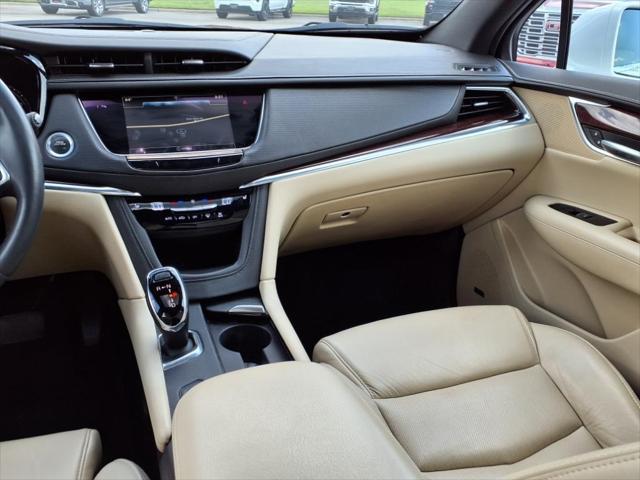 used 2017 Cadillac XT5 car, priced at $16,995