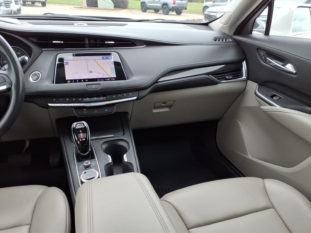 used 2020 Cadillac XT4 car, priced at $21,620