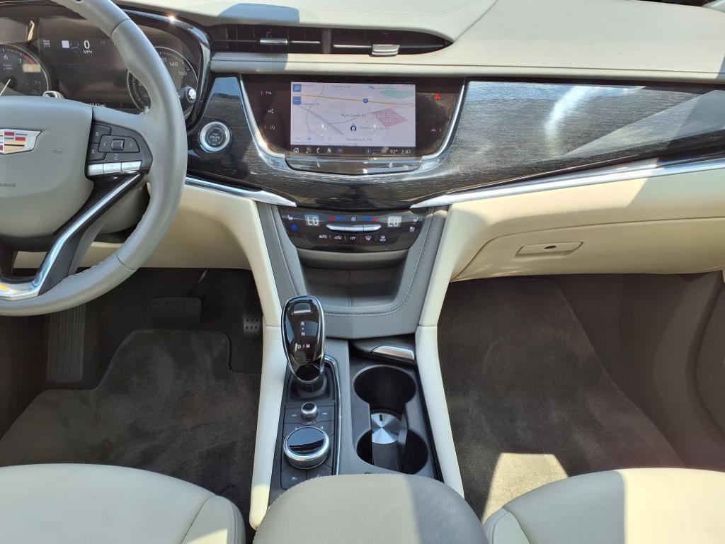 used 2023 Cadillac XT6 car, priced at $48,995