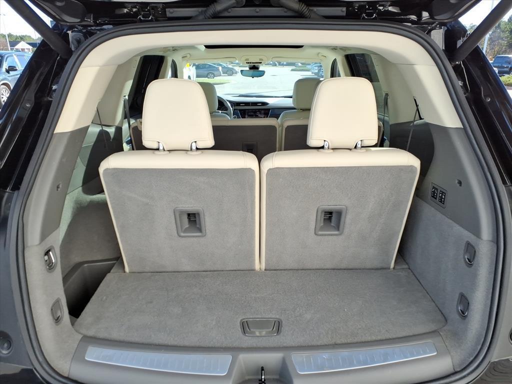 used 2022 Cadillac XT6 car, priced at $36,493