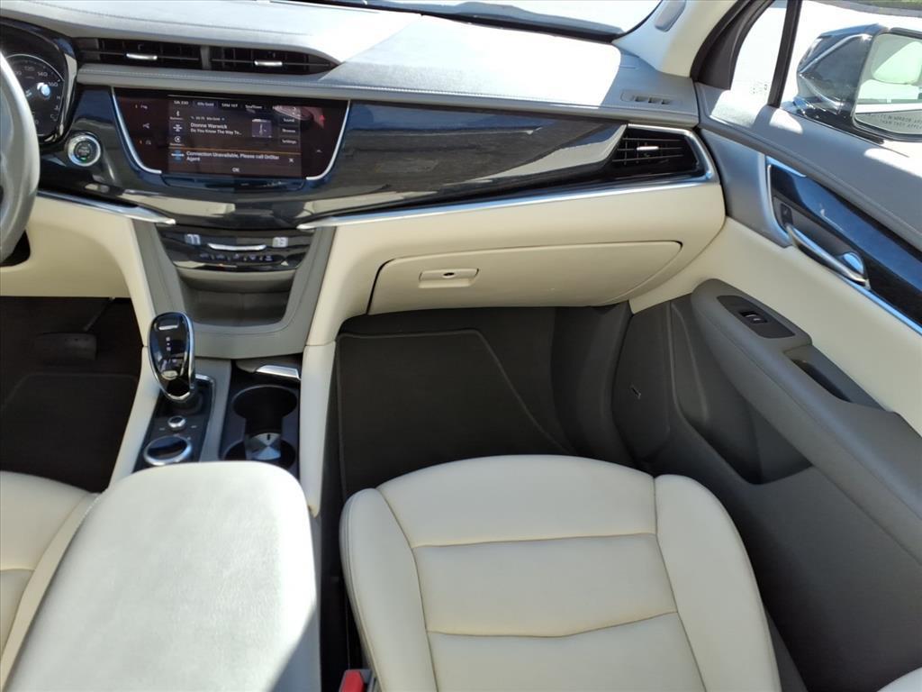 used 2022 Cadillac XT6 car, priced at $36,493