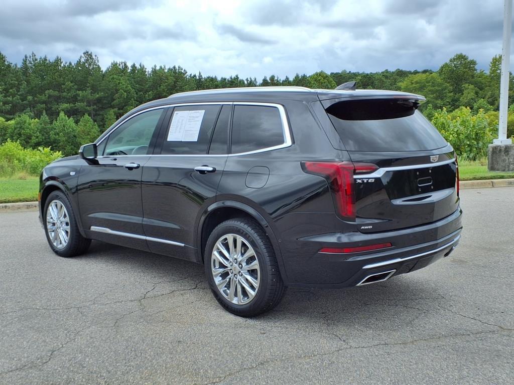 used 2022 Cadillac XT6 car, priced at $36,599
