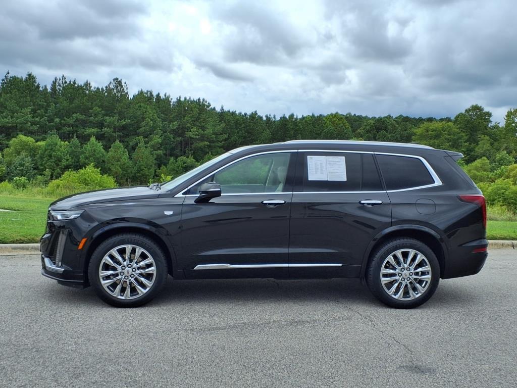 used 2022 Cadillac XT6 car, priced at $36,599