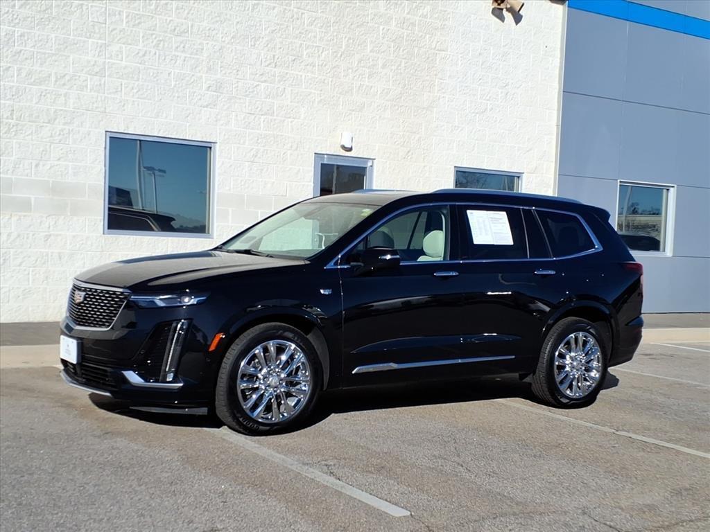 used 2022 Cadillac XT6 car, priced at $36,493