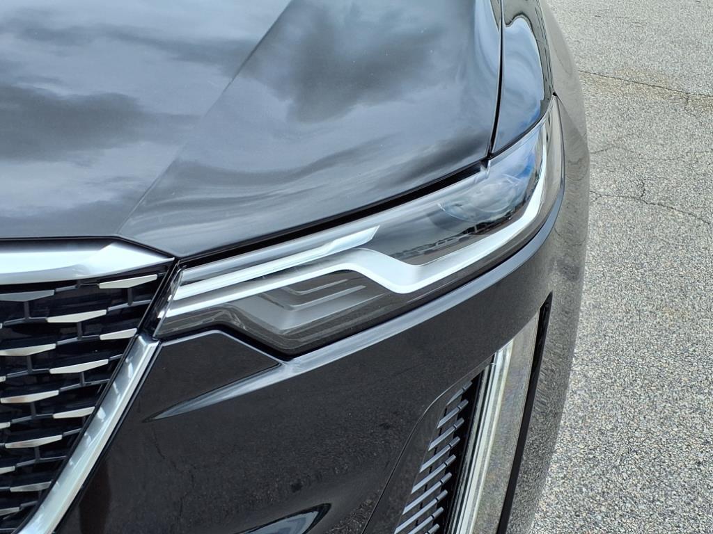 used 2022 Cadillac XT6 car, priced at $36,599