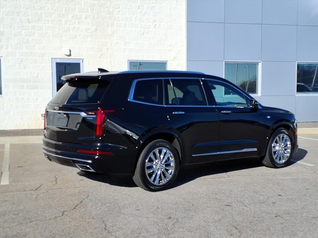 used 2022 Cadillac XT6 car, priced at $36,493