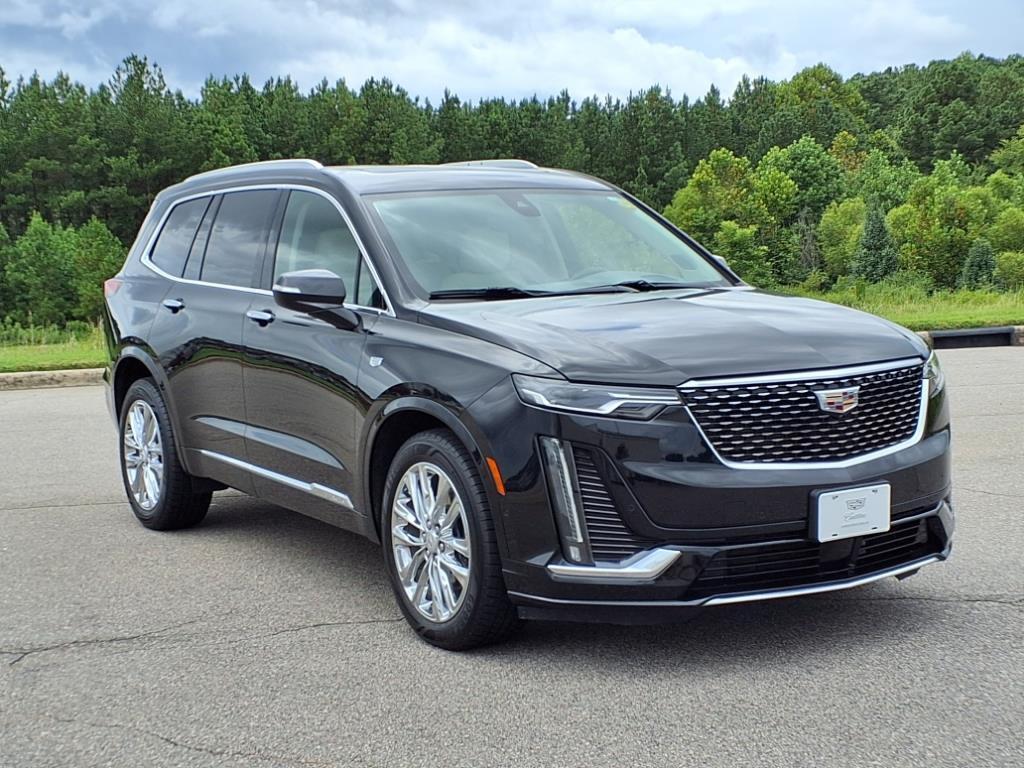 used 2022 Cadillac XT6 car, priced at $36,599