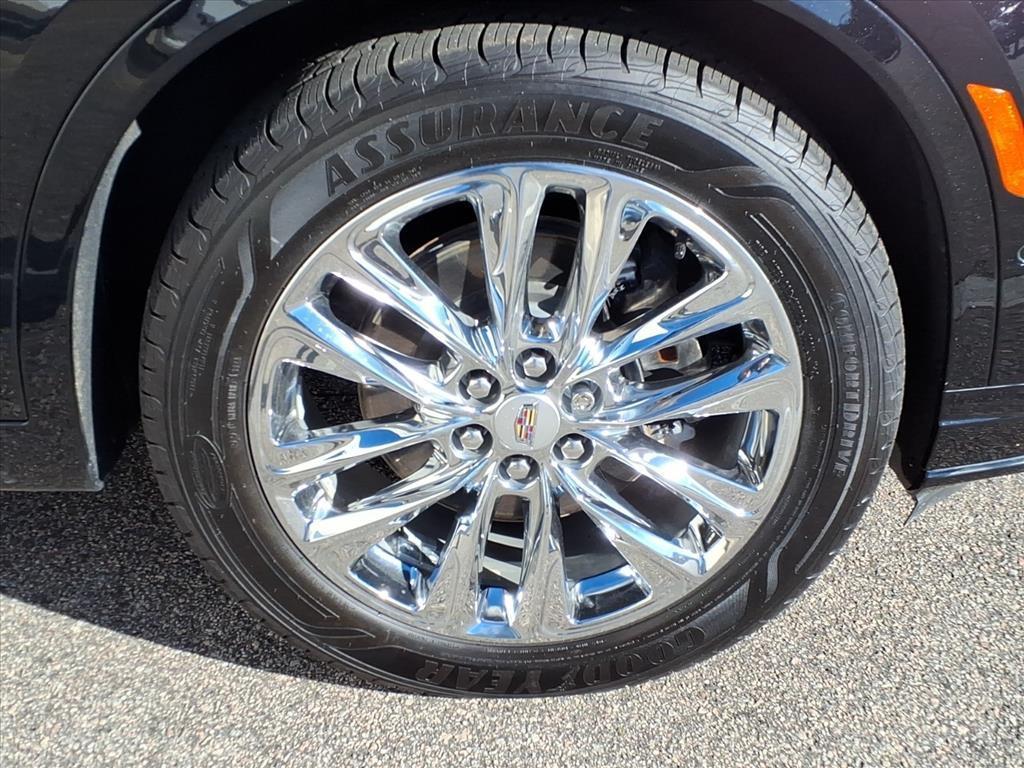 used 2022 Cadillac XT6 car, priced at $36,493