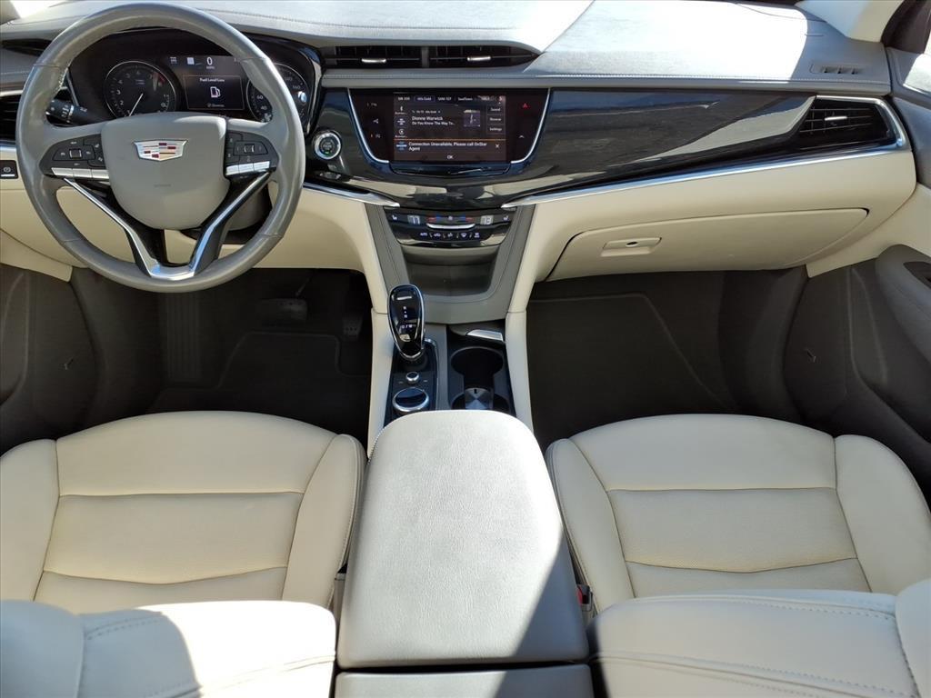 used 2022 Cadillac XT6 car, priced at $36,493