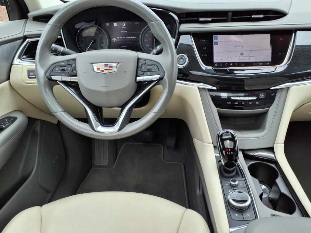 used 2022 Cadillac XT6 car, priced at $36,599
