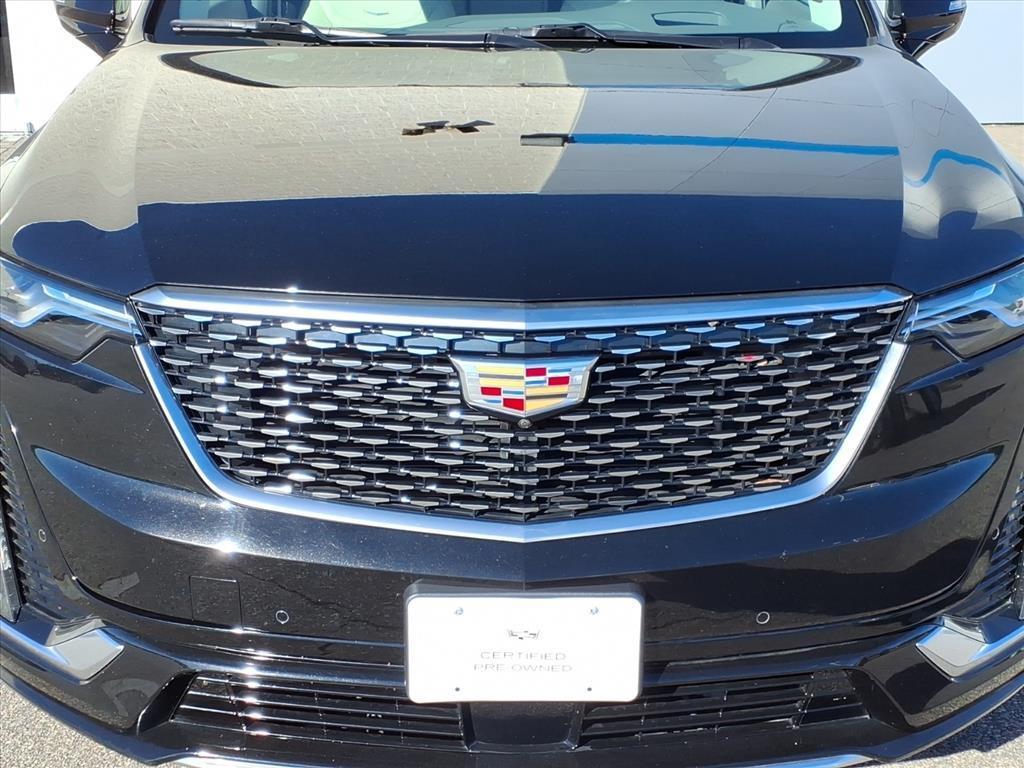 used 2022 Cadillac XT6 car, priced at $36,493