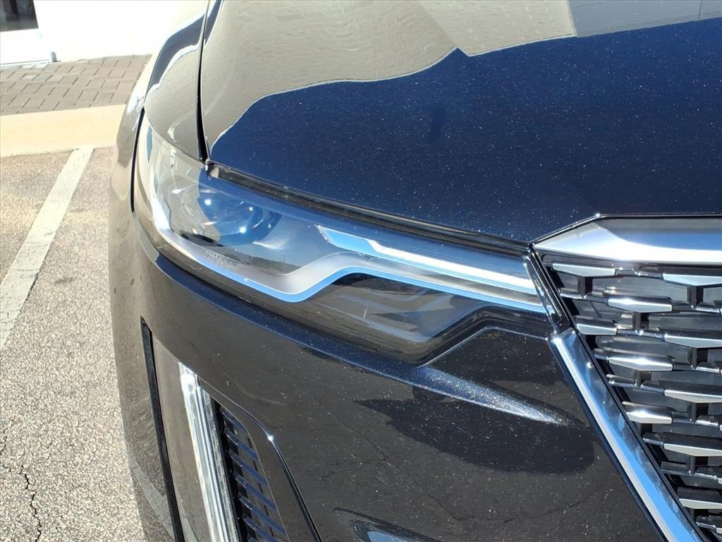 used 2022 Cadillac XT6 car, priced at $36,493