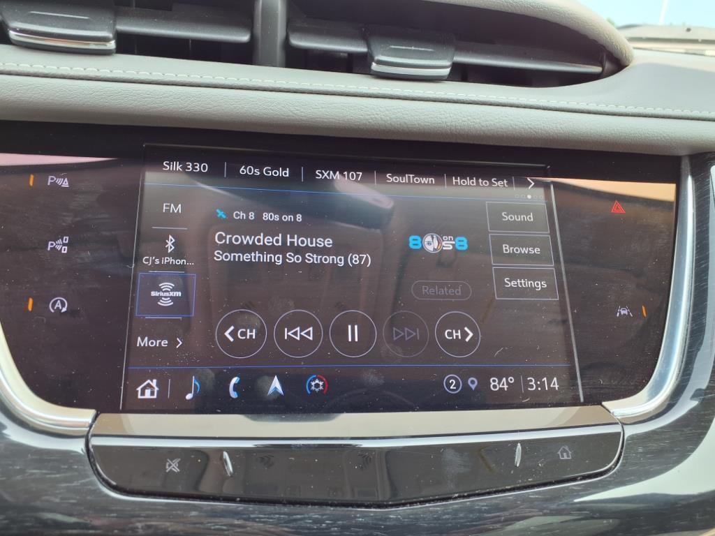 used 2022 Cadillac XT6 car, priced at $40,995