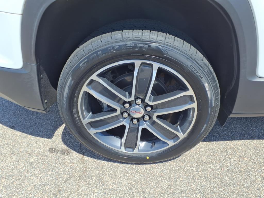 used 2022 GMC Acadia car, priced at $26,975