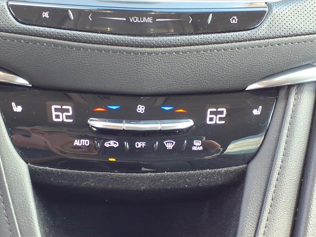 used 2019 Cadillac XT5 car, priced at $20,804