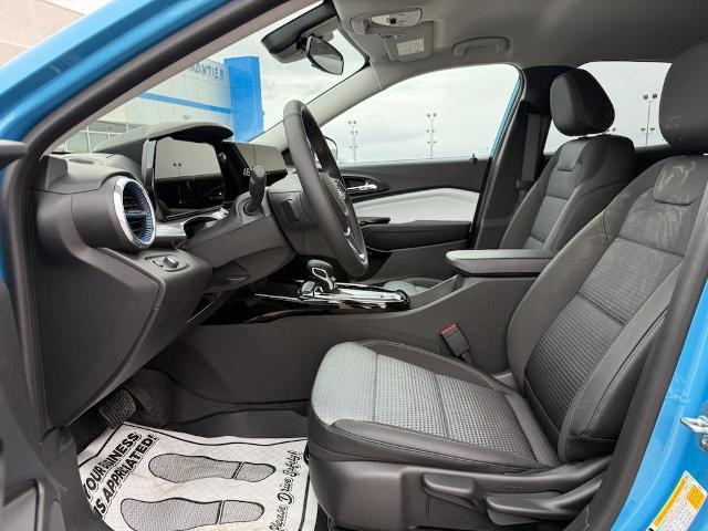 new 2025 Chevrolet Trax car, priced at $26,280