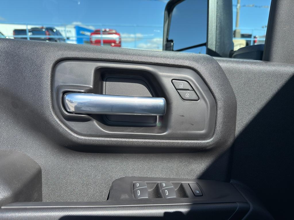 new 2025 GMC Sierra 2500 car, priced at $54,535