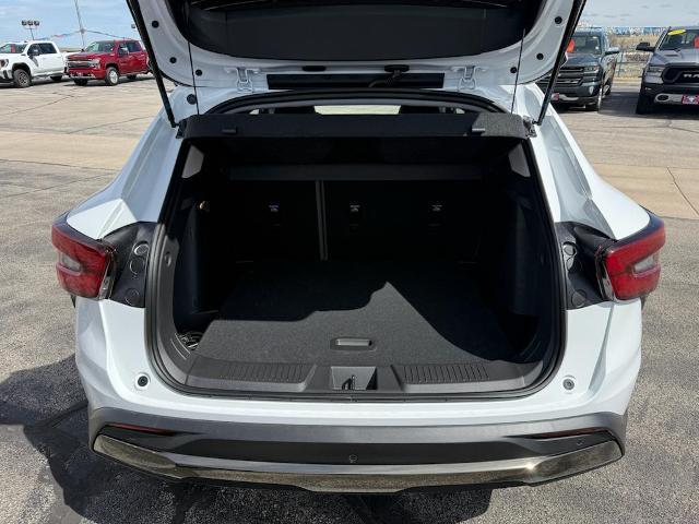 new 2025 Chevrolet Trax car, priced at $26,965