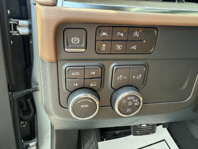 new 2025 Chevrolet Tahoe car, priced at $84,270
