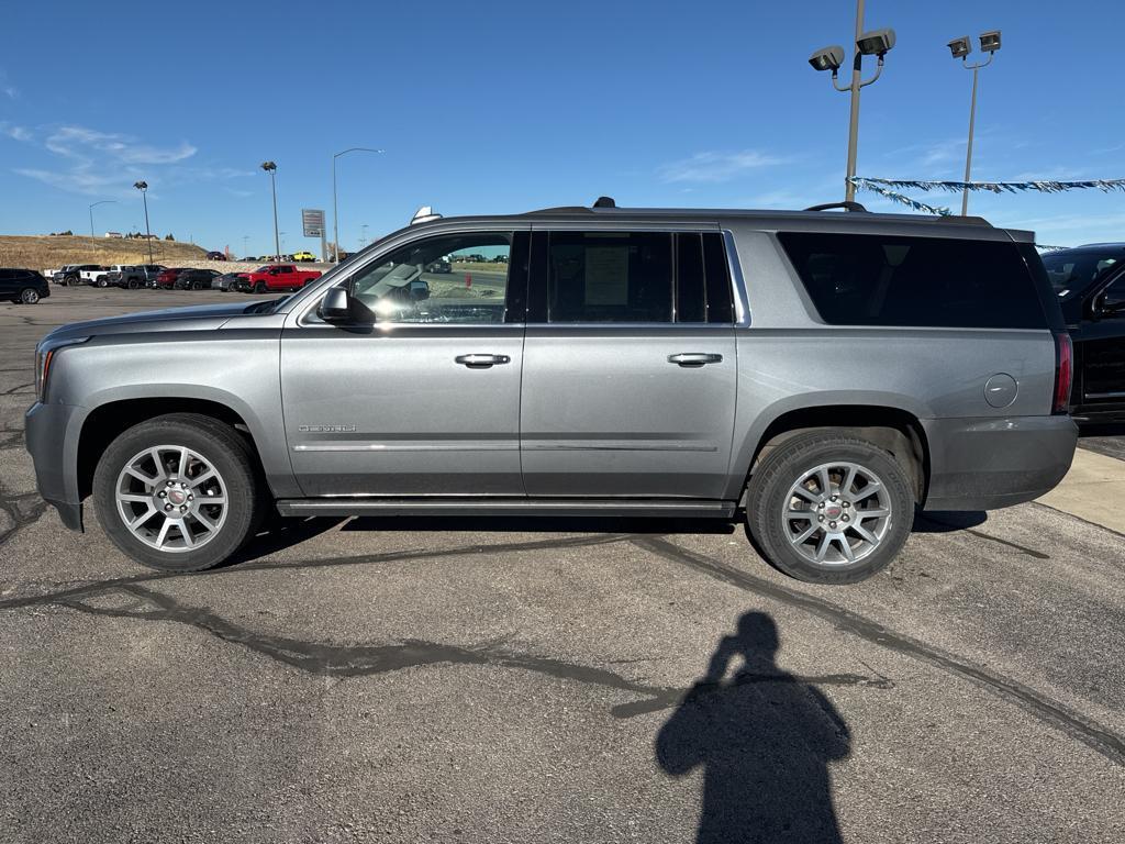 used 2020 GMC Yukon XL car, priced at $37,495