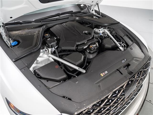 new 2025 Genesis G80 car, priced at $69,453