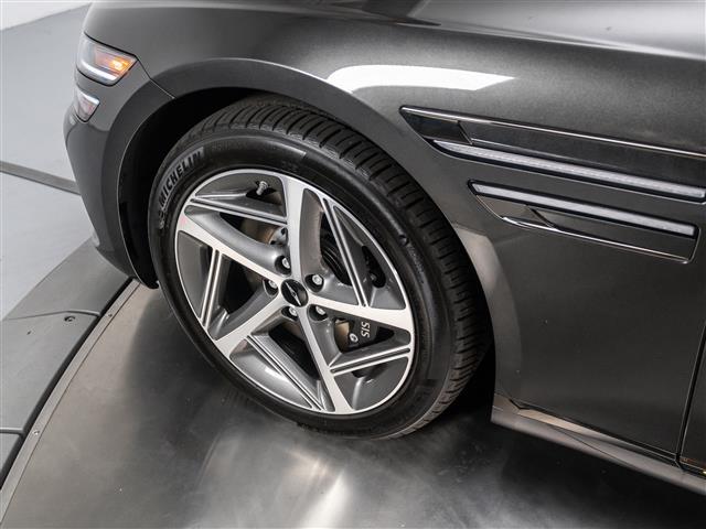 new 2025 Genesis G80 car, priced at $69,401