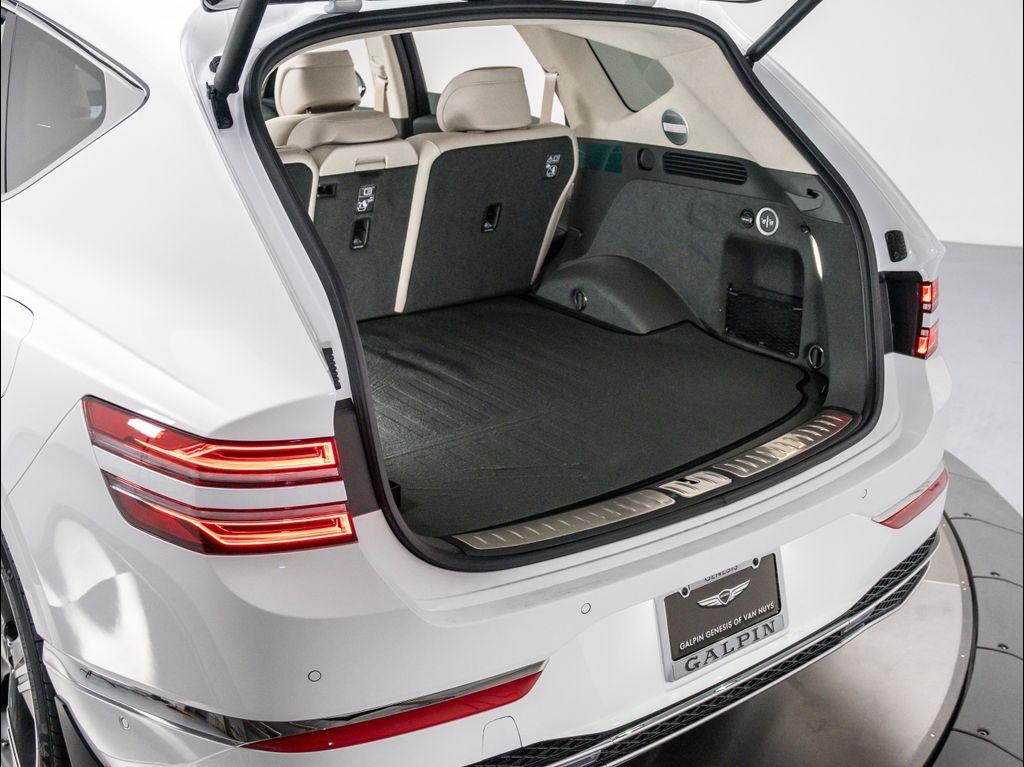 new 2025 Genesis GV80 car, priced at $81,935