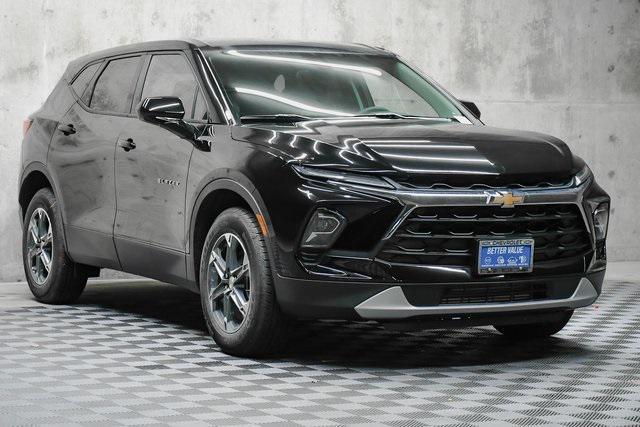 new 2025 Chevrolet Blazer car, priced at $39,495