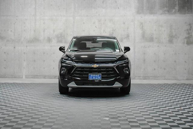 new 2025 Chevrolet Blazer car, priced at $39,495