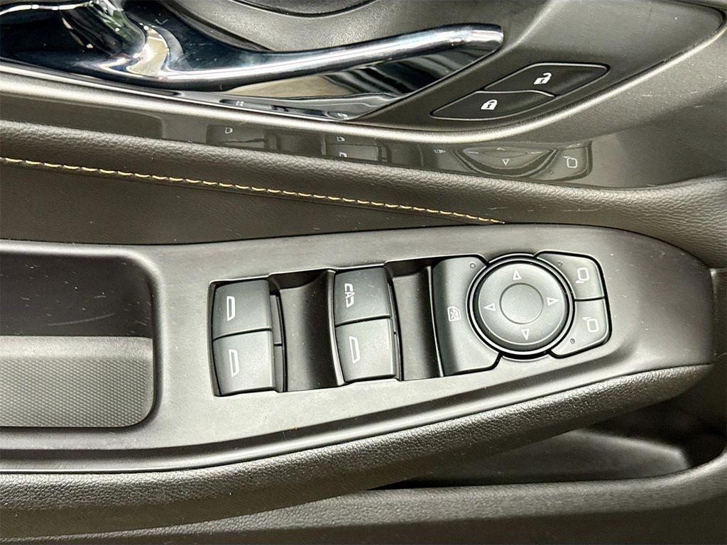 used 2019 Chevrolet Traverse car, priced at $23,391