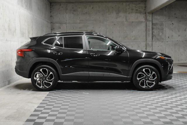 new 2025 Chevrolet Trax car, priced at $27,085