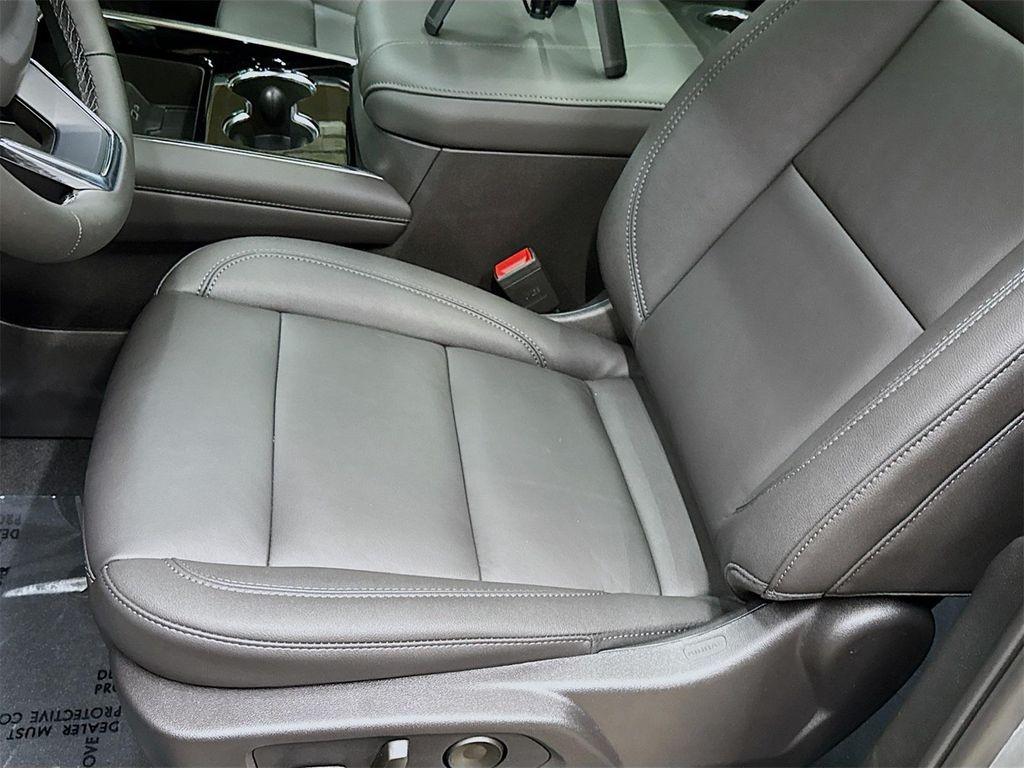 new 2025 Chevrolet Tahoe car, priced at $76,690