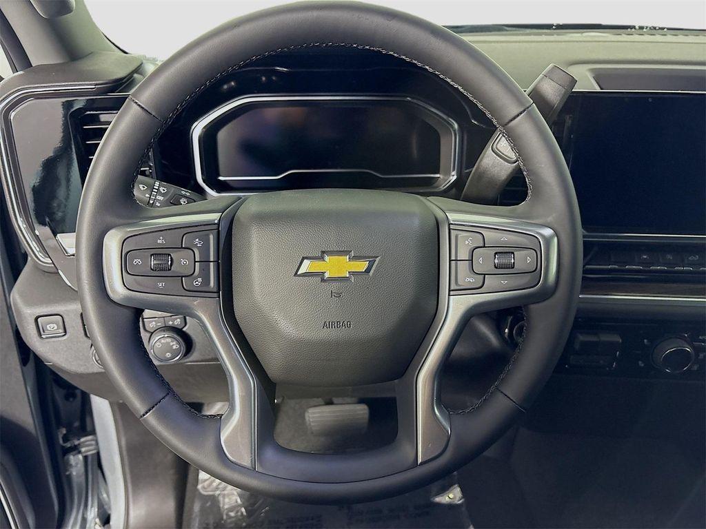 new 2025 Chevrolet Silverado 1500 car, priced at $53,620