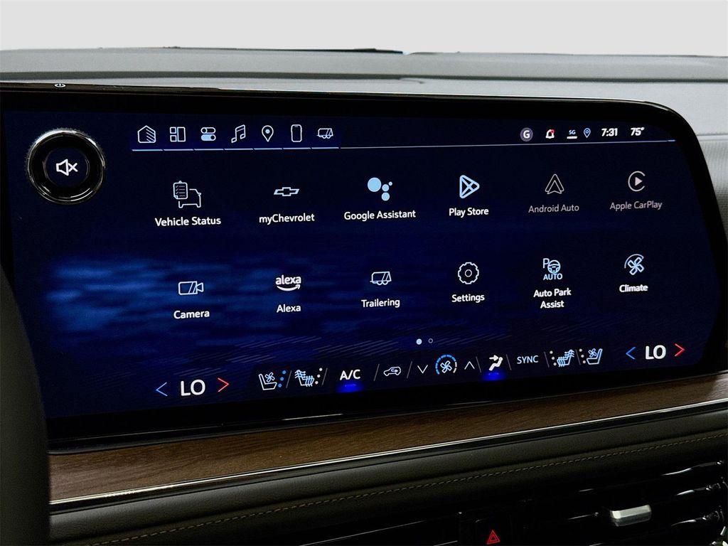 new 2025 Chevrolet Suburban car, priced at $95,625