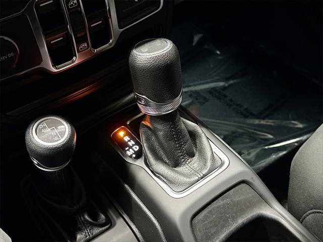 used 2022 Jeep Wrangler Unlimited car, priced at $27,383