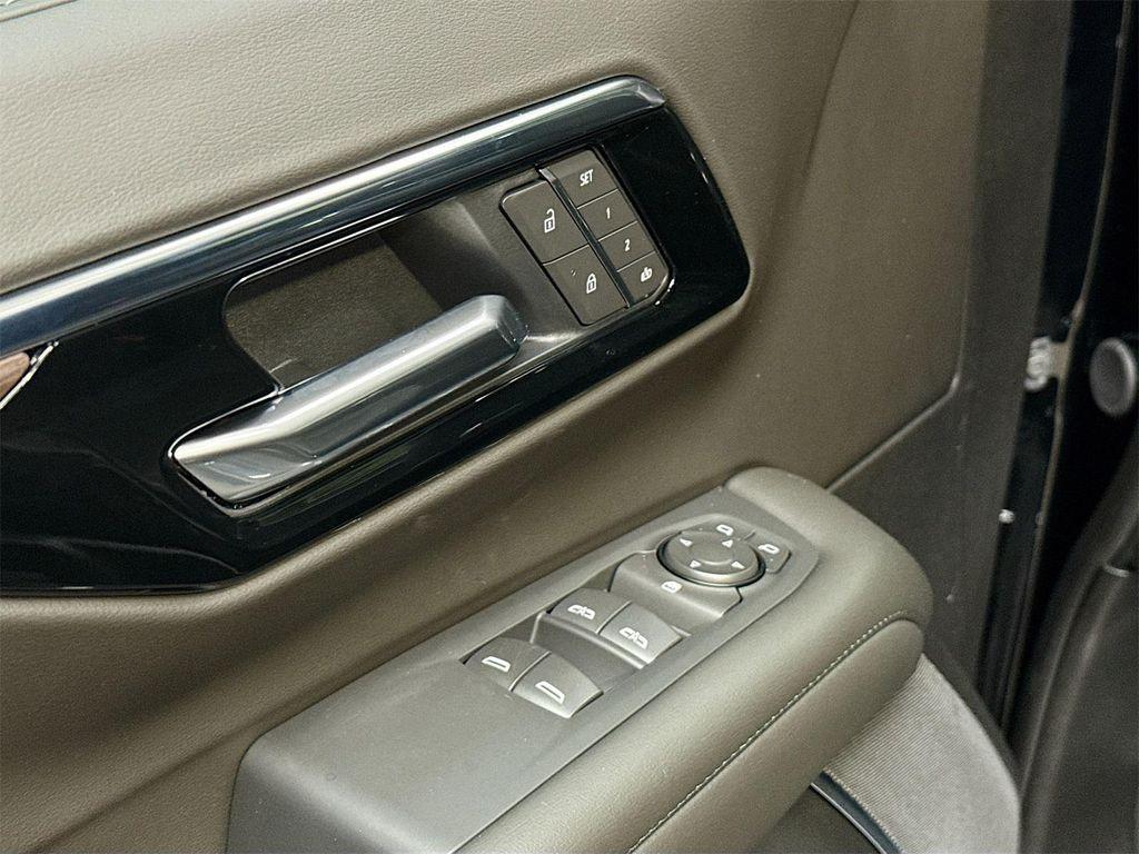 new 2026 Chevrolet Suburban car, priced at $71,995