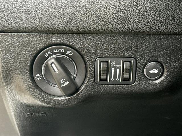 used 2022 Chrysler 300 car, priced at $27,691