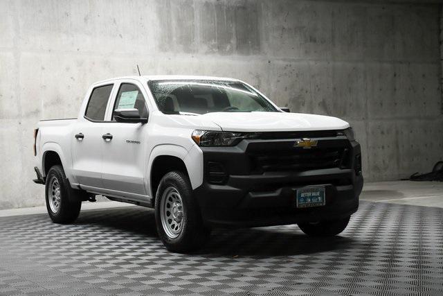 new 2024 Chevrolet Colorado car, priced at $32,355