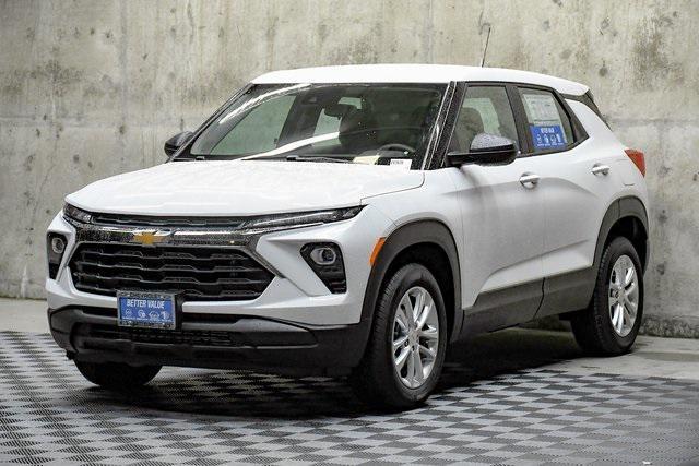 new 2025 Chevrolet TrailBlazer car, priced at $26,195