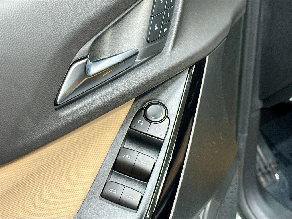 new 2026 Chevrolet Equinox car, priced at $36,290