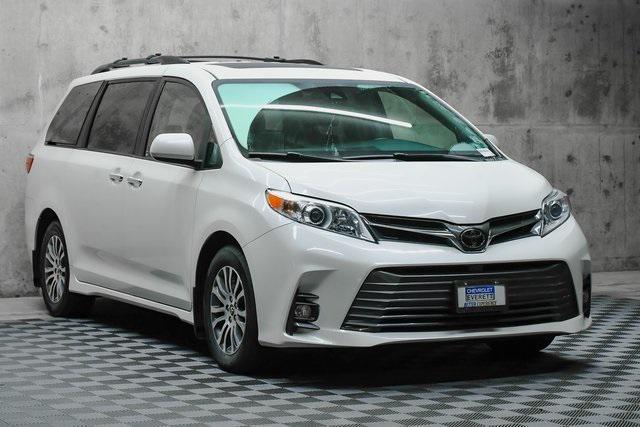 used 2018 Toyota Sienna car, priced at $25,998